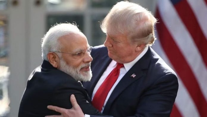 भारताचे पंतप्रधान नरेंद्र मोदी आणि अमेरिकेचे राष्ट्राध्यक्ष डोनाल्ड ट्रम्प