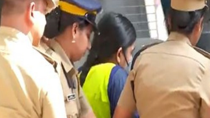 आरोपीला नेय्याटिंकारा येथील अतिरिक्त जिल्हा सत्र न्यायालयात हजर केले जात आहे.