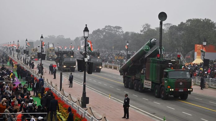 फाईल फोटो :2023 च्या प्रजासत्ताक दिनाच्या संचलनात कर्तव्य पथावरून जाणारी ब्रह्मोस क्षेपणास्त्र प्रणाली