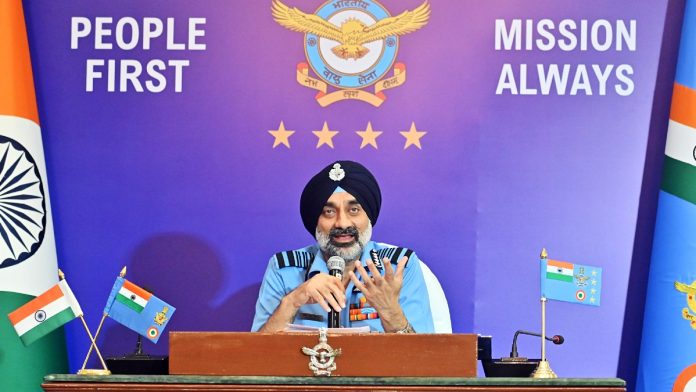 हवाई दल प्रमुख (CAS) एअर चीफ मार्शल ए.पी. सिंग