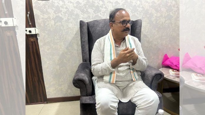 नवनिर्वाचित महाराष्ट्र काँग्रेस अध्यक्ष हर्षवर्धन सपकाळ 'द प्रिंट'सोबत बोलताना.