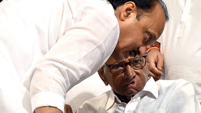 शरद पवार आणि अजित पवार.
