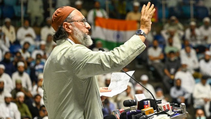 ऑल इंडिया मजलिस-ए-इत्तेहादुल मुस्लिमीन (एआयएमआयएम) खासदार असदुद्दीन ओवेसी यांचा फाइल फोटो.