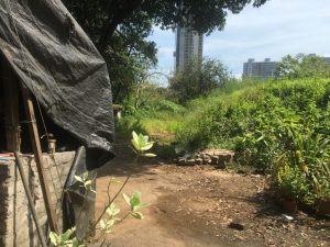 मुंबईतील एसव्ही रोडवरील सहारा ऑफिसची इमारत जिथे होती ती जागा आता वाढवलेली आहे | फोटो: अमृतांश अरोरा | द प्रिंट