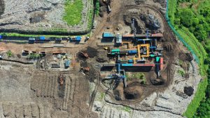 पेरुंगुडी येथे सुरू असलेल्या बायोमायनिंगचा ड्रोन व्ह्यू | विशेष व्यवस्थेद्वारे