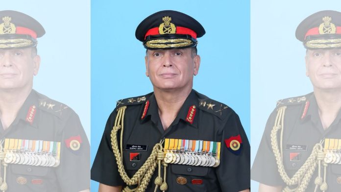 आर्मर्ड कॉर्प्सचे अधिकारी जनरल धीरज सेठ यांनी मंगळवारी 31 वे लष्करप्रमुख म्हणून पदभार स्वीकारला.