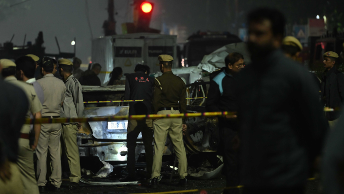 फाइल फोटो: लाल किल्ला मेट्रो स्टेशनजवळील स्फोटाचे ठिकाण, नवी दिल्ली.