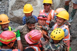 त्रिशुली 3 ए बोगद्यातून पहिले 2 कामगार जिवंत बाहेर | नेपाळ लष्कर | विशेष व्यवस्थेद्वारे