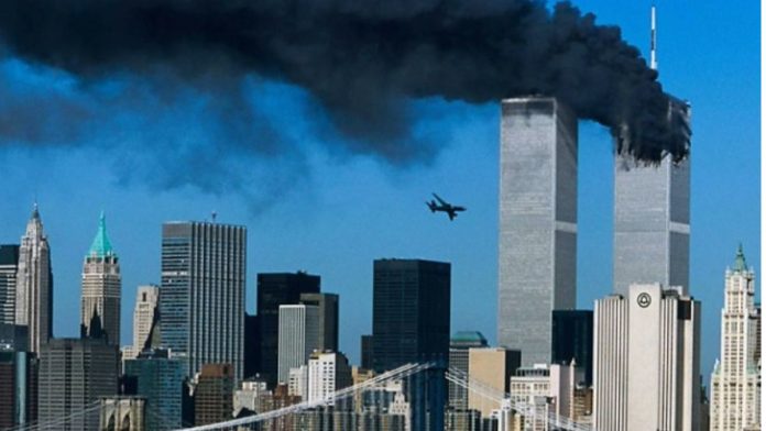 9/11 च्या हल्ल्यादरम्यान ट्विन टॉवर्स